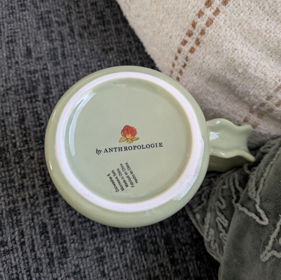 NWT Anthropologie Georgie Stoneware Mug In Green - Picture 6 of 10